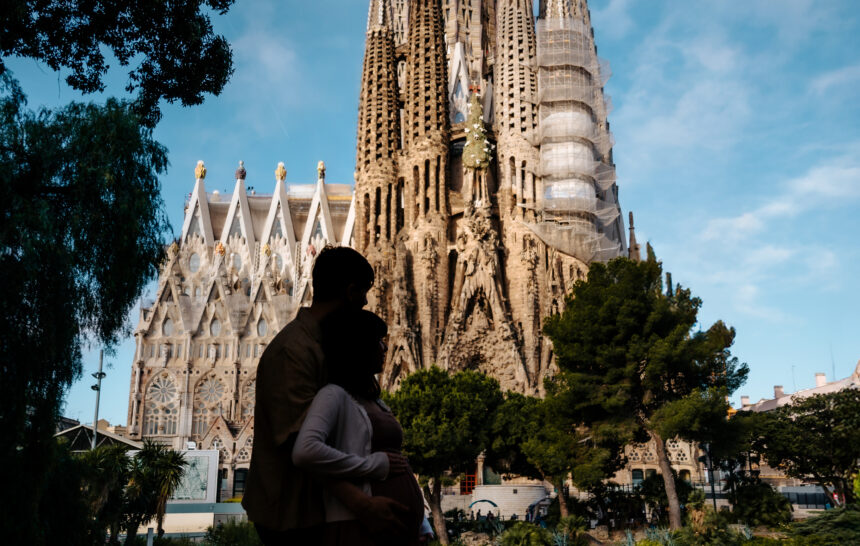 スペインでの妊娠出産について⑦ スペイン🇪🇸 サグラダファミリアでマタニティーフォト撮影　妊娠37週5日